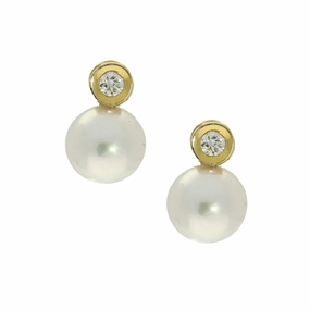 Akoya Pearl & Bezel Set Diamond 18ct Yellow Gold Earrings texture-pearl  