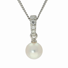Akoya Pearl & Diamond 18ct White Gold Pendant texture-pearl  