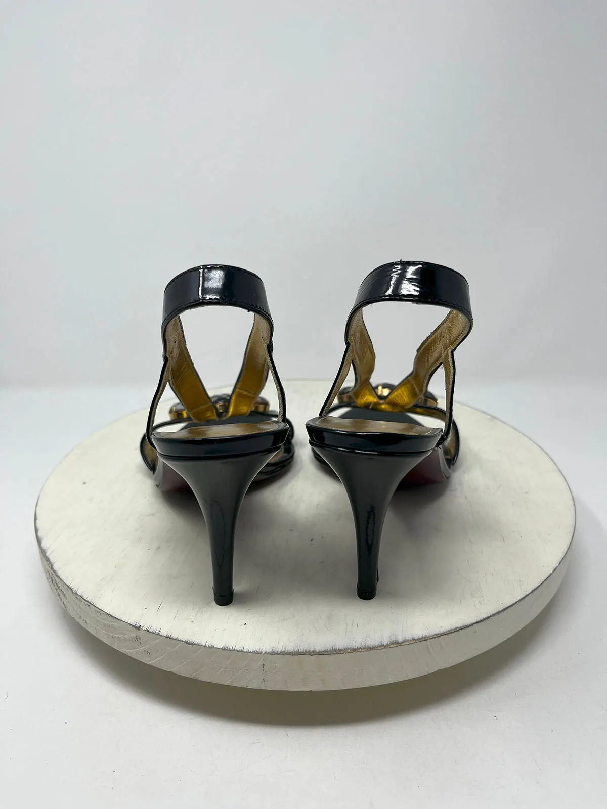 Amalfi Größe 9,5 Sandalen in Schwarz & Gold mit Schmucksteinen