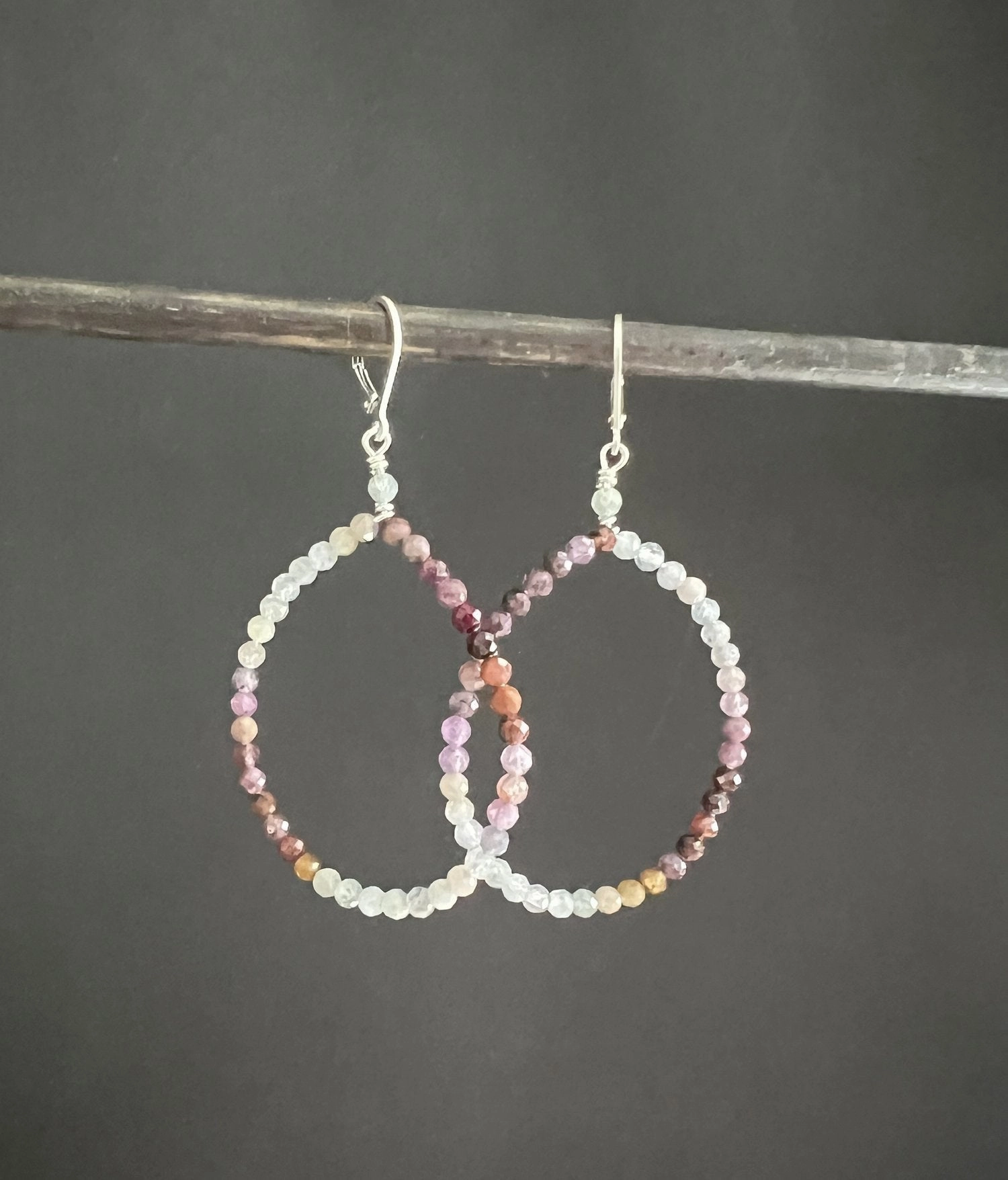 ANN LIGHTFOOT - VARIED SPINEL HOOP EARRINGS