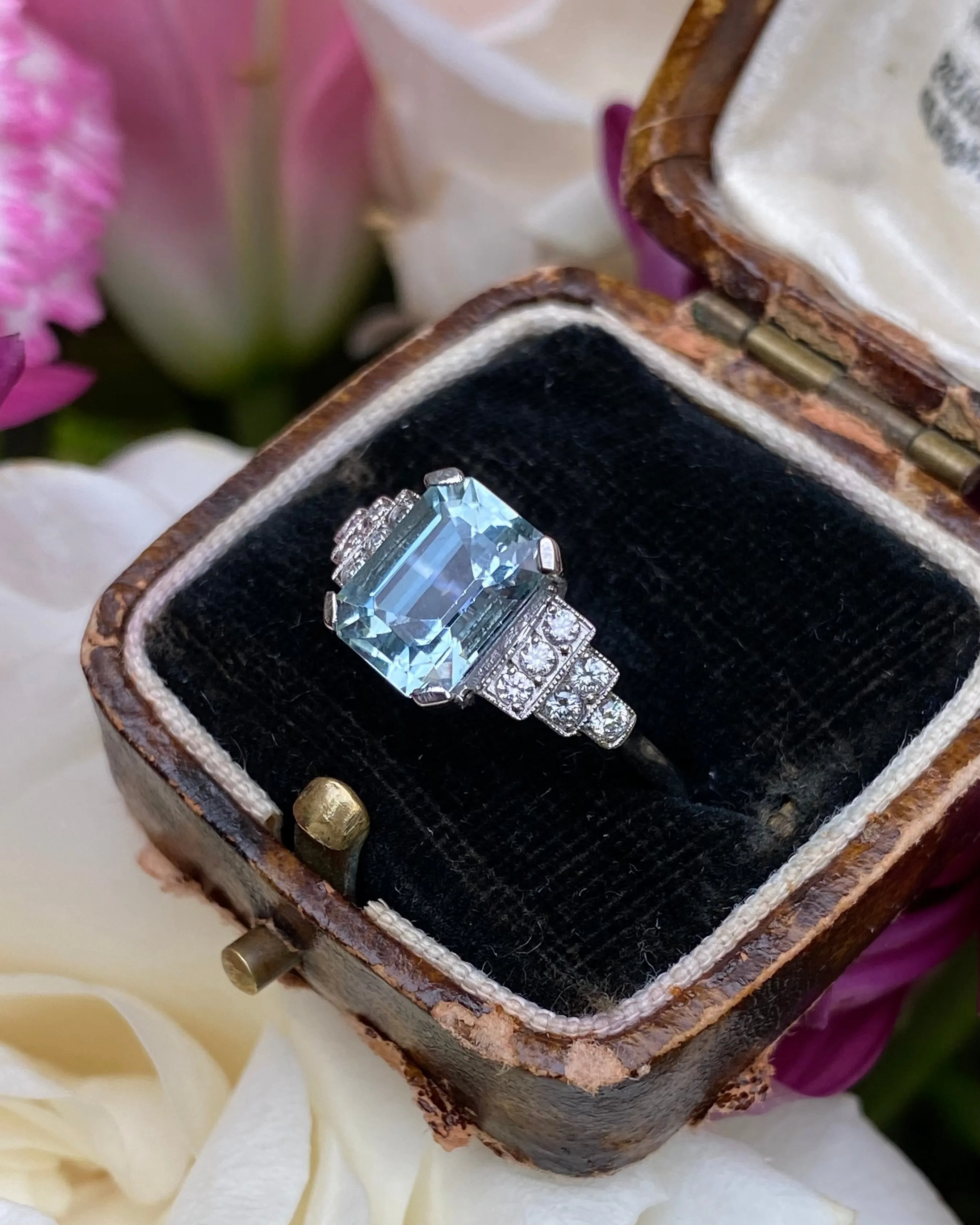 Art Deco Aquamarine and Diamond Ring Platinum 0.25ct   1.90ct