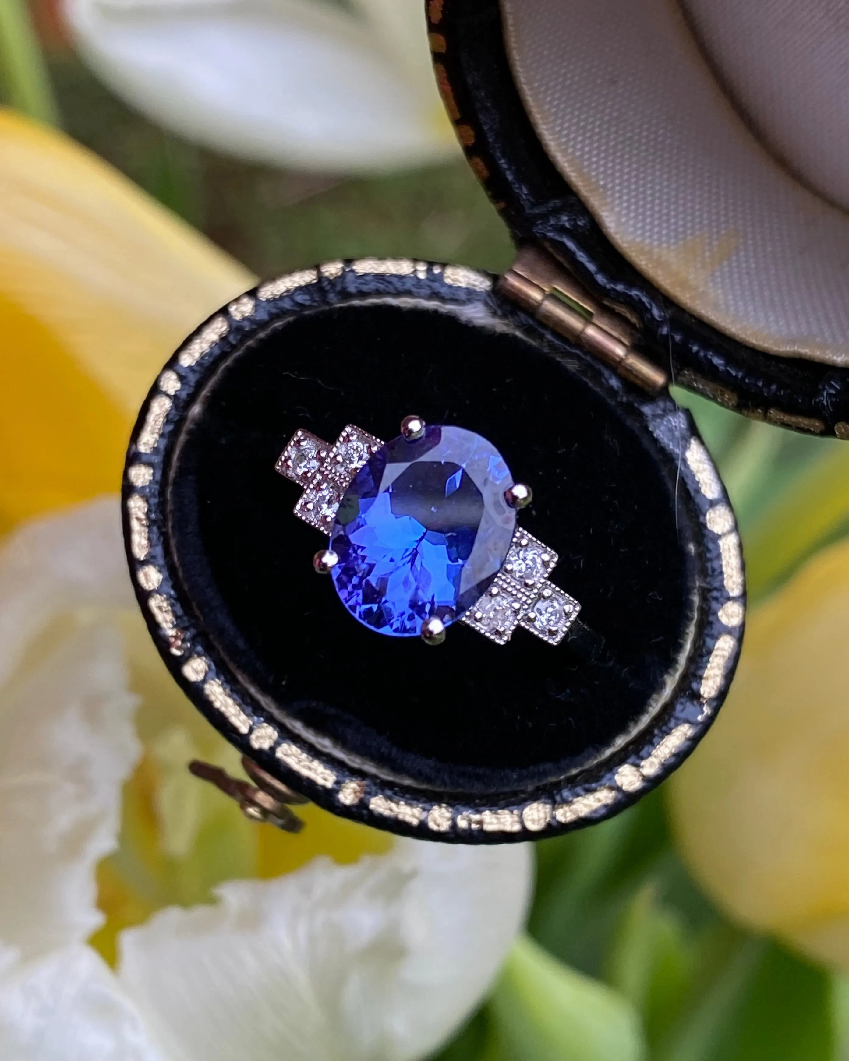 Art Deco Tanzanite and Diamond Platinum Ring 0.16ct   2.38ct