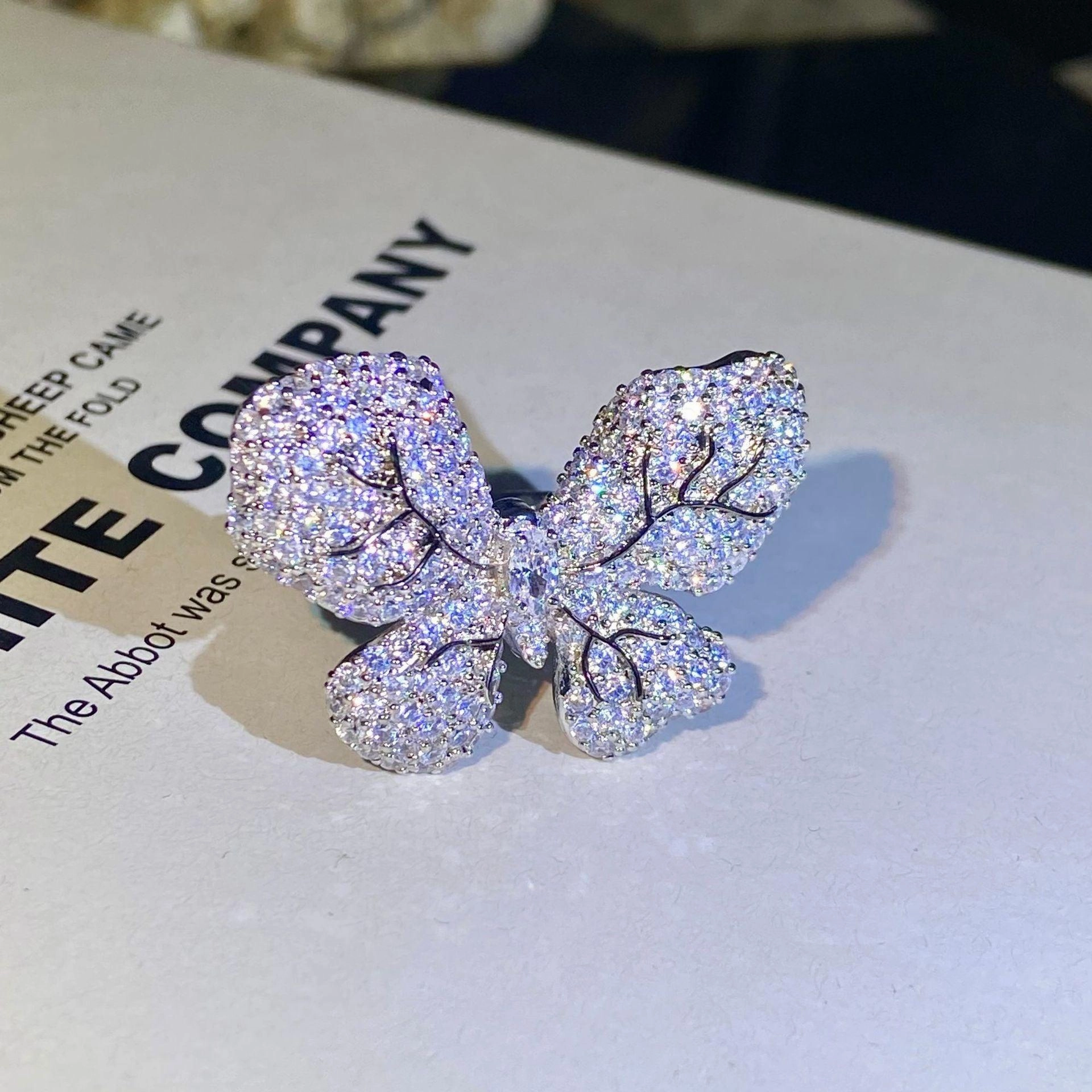 Atmospheric Diamond Temperament Female Group Inset Zircon Butterfly Opening Ring Jewelry