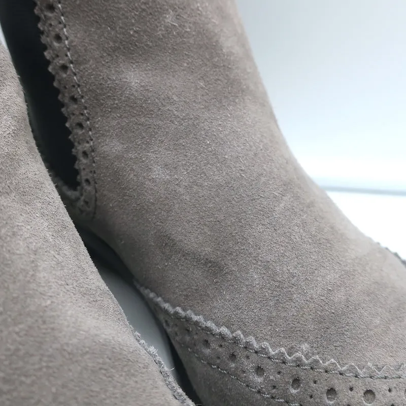 Balenciaga Wingtip Chelsea Stiefel Grau Wildleder Größe 39.5 Flache Knöchelstiefel