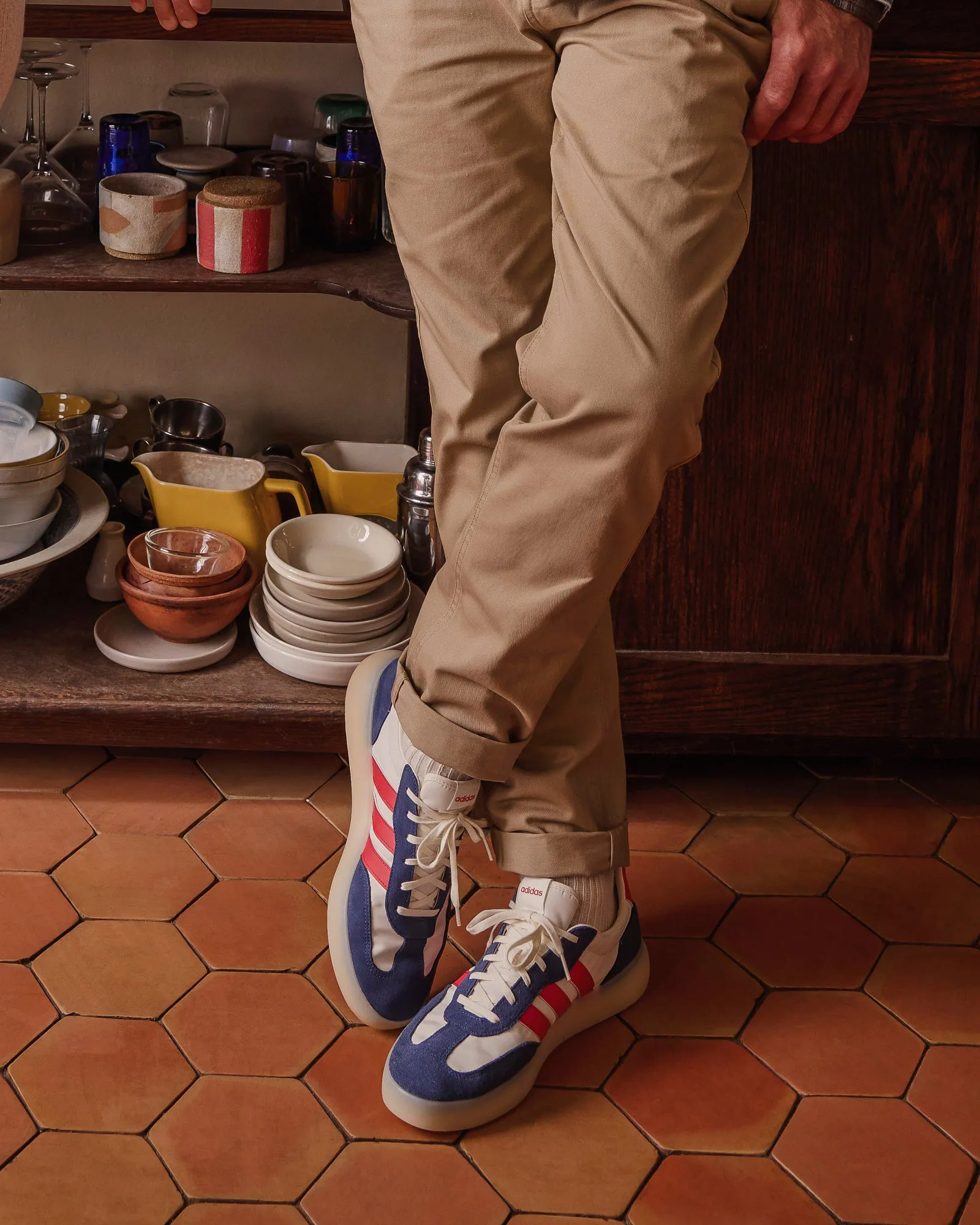 Barreda Decode Off White/Rot