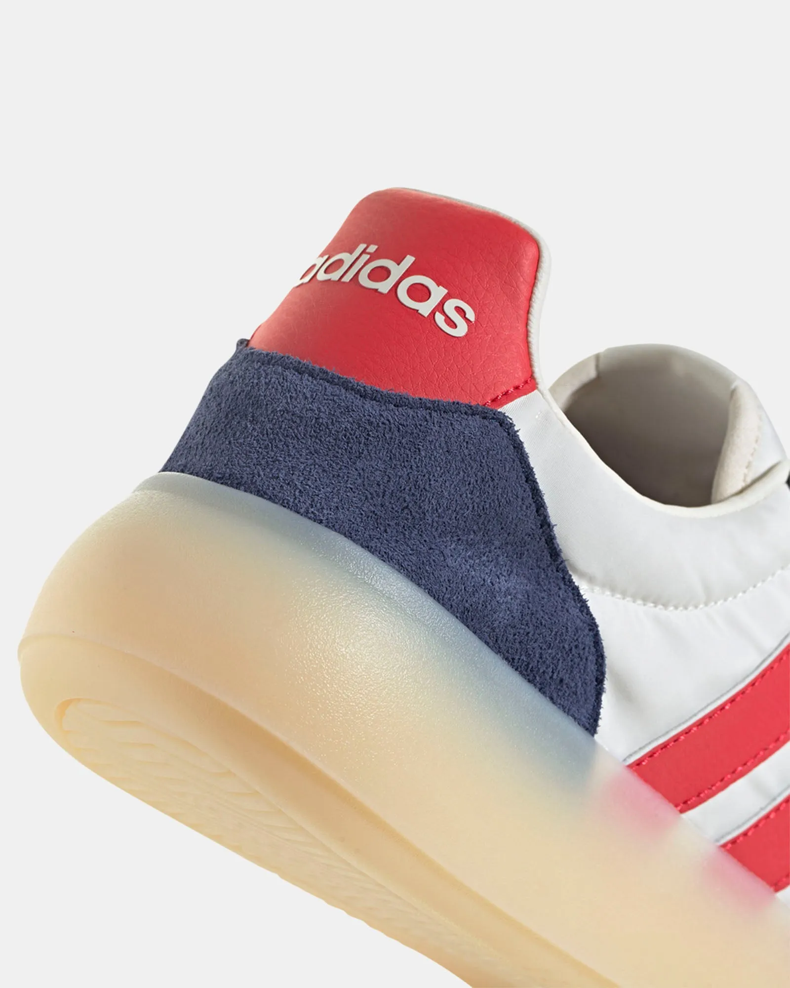 Barreda Decode Off White/Rot