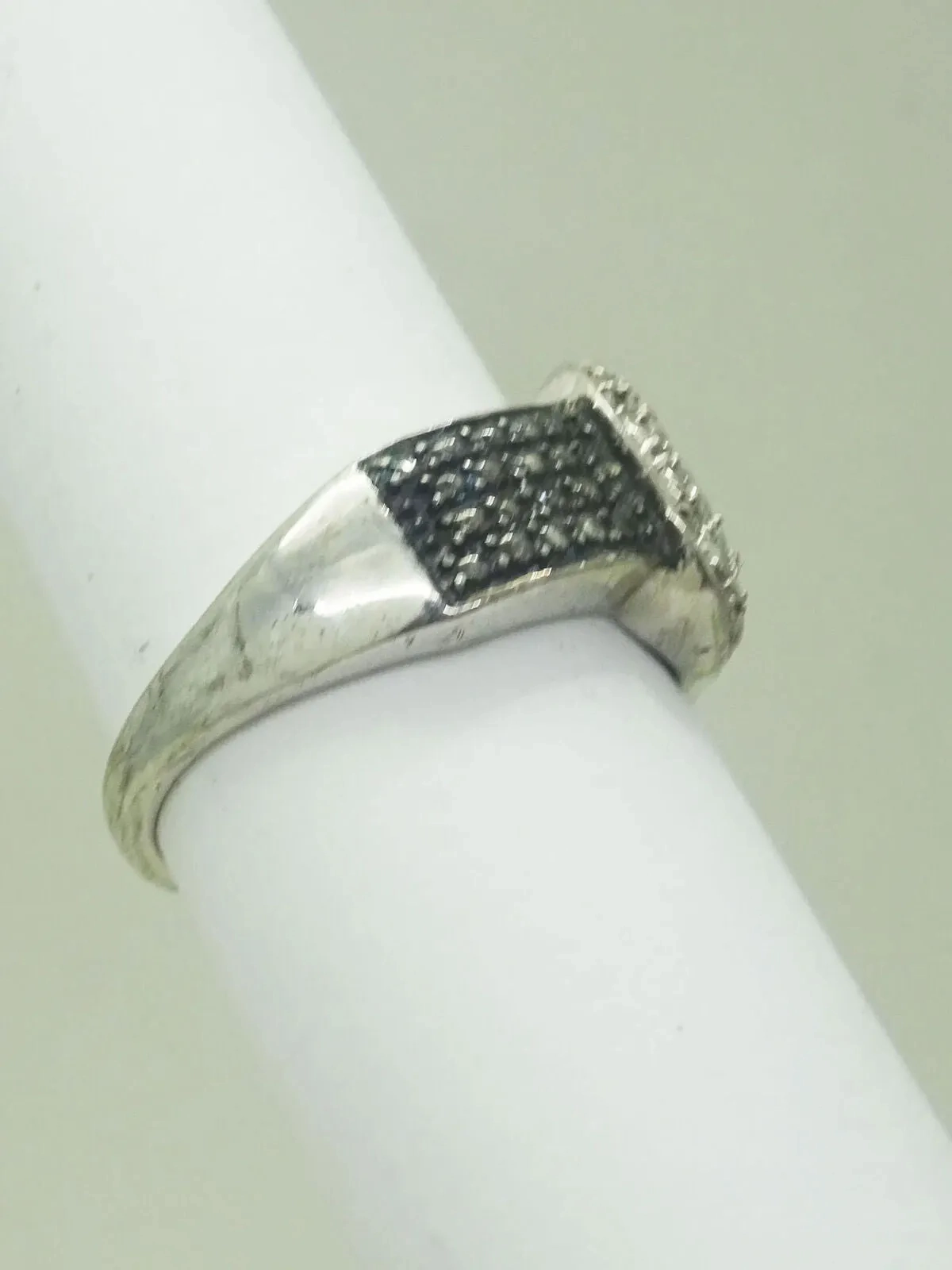 Black &amp; White Stones Buckle Ring Sterling Silver Size 7