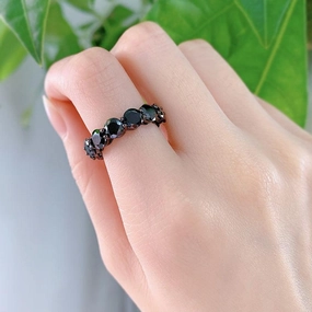 Black Diamond Round Men And Women Ring 