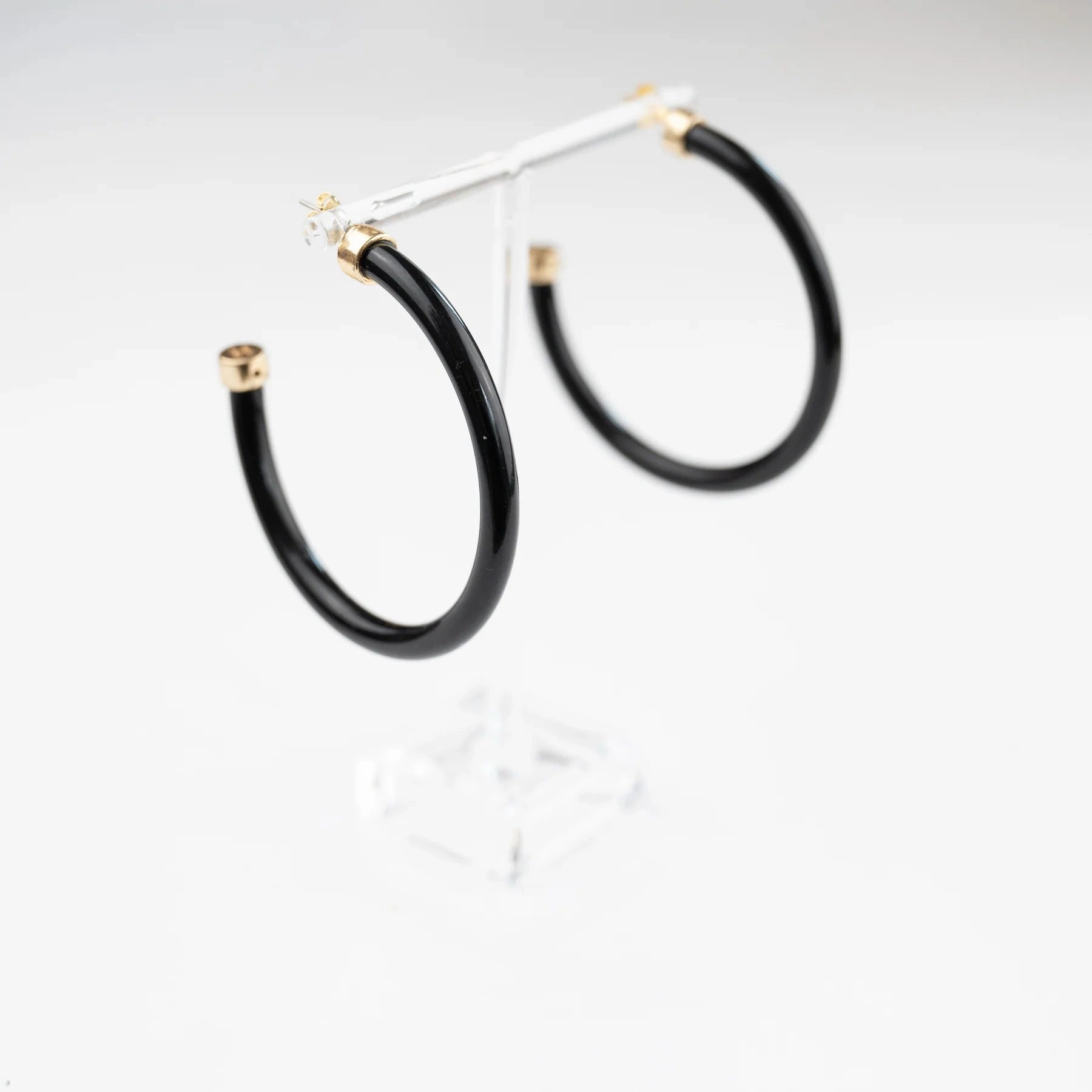 BLACK HOOP EARRINGS ear-ear-stud  