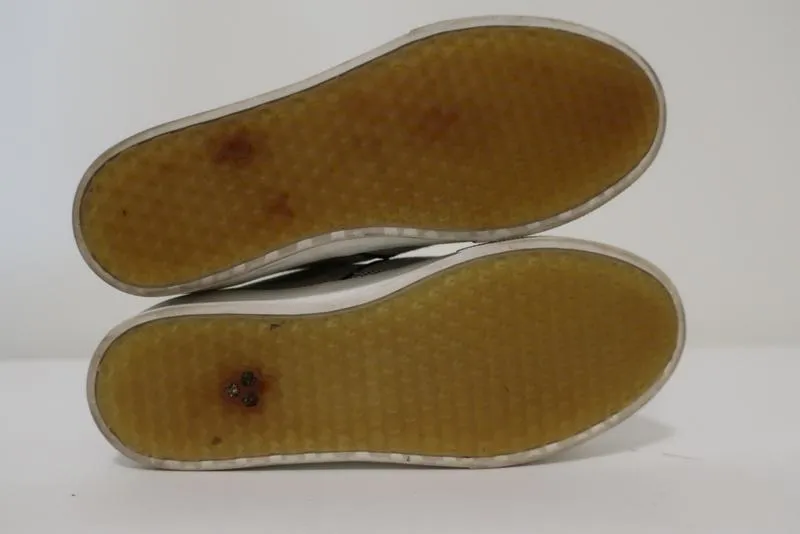 Celine Skate Slip-On Sneakers Weiß/Schwarz Mikrokariertes Canvas Größe 37.5
