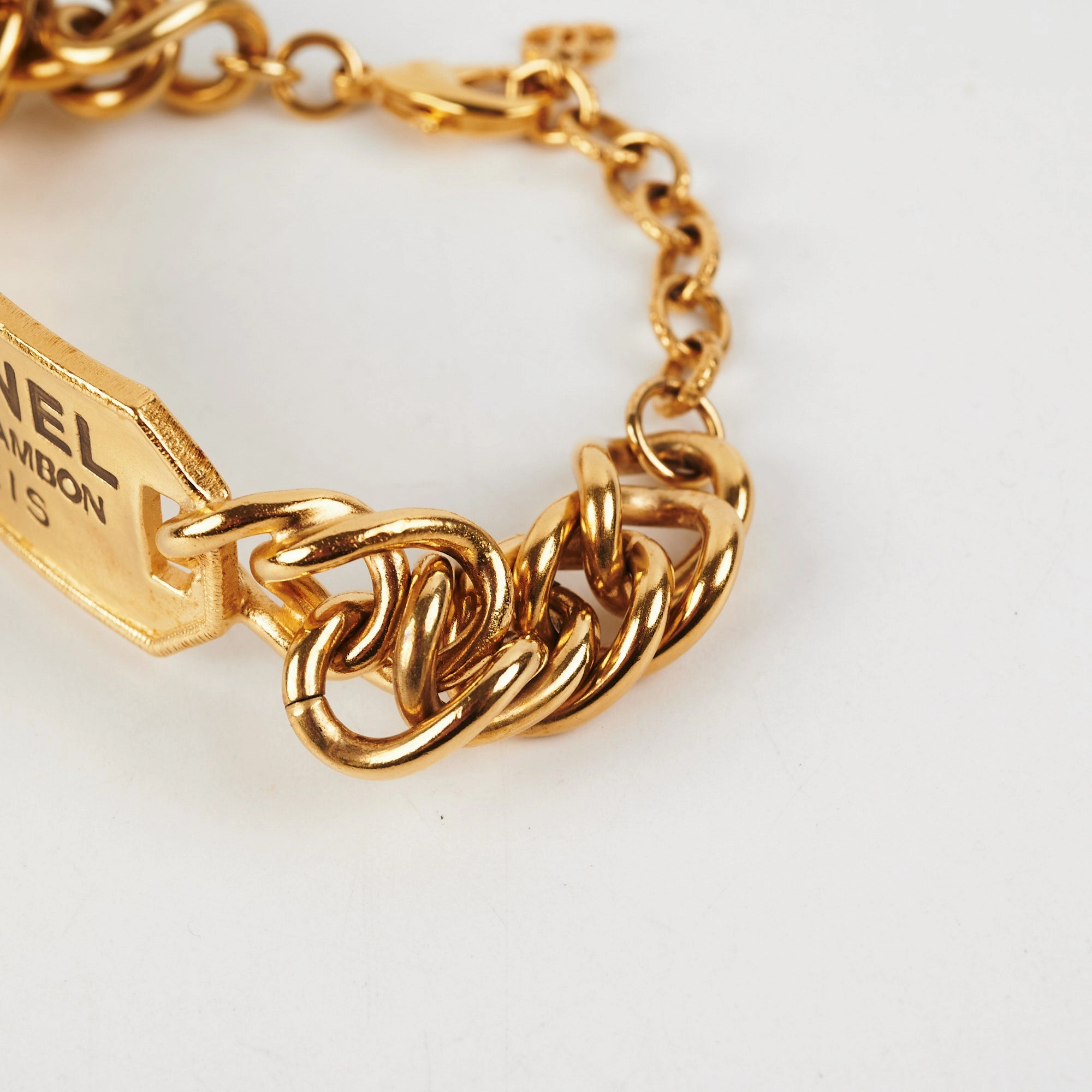 Chanel Bracelet Gold (Costume Jewellery)