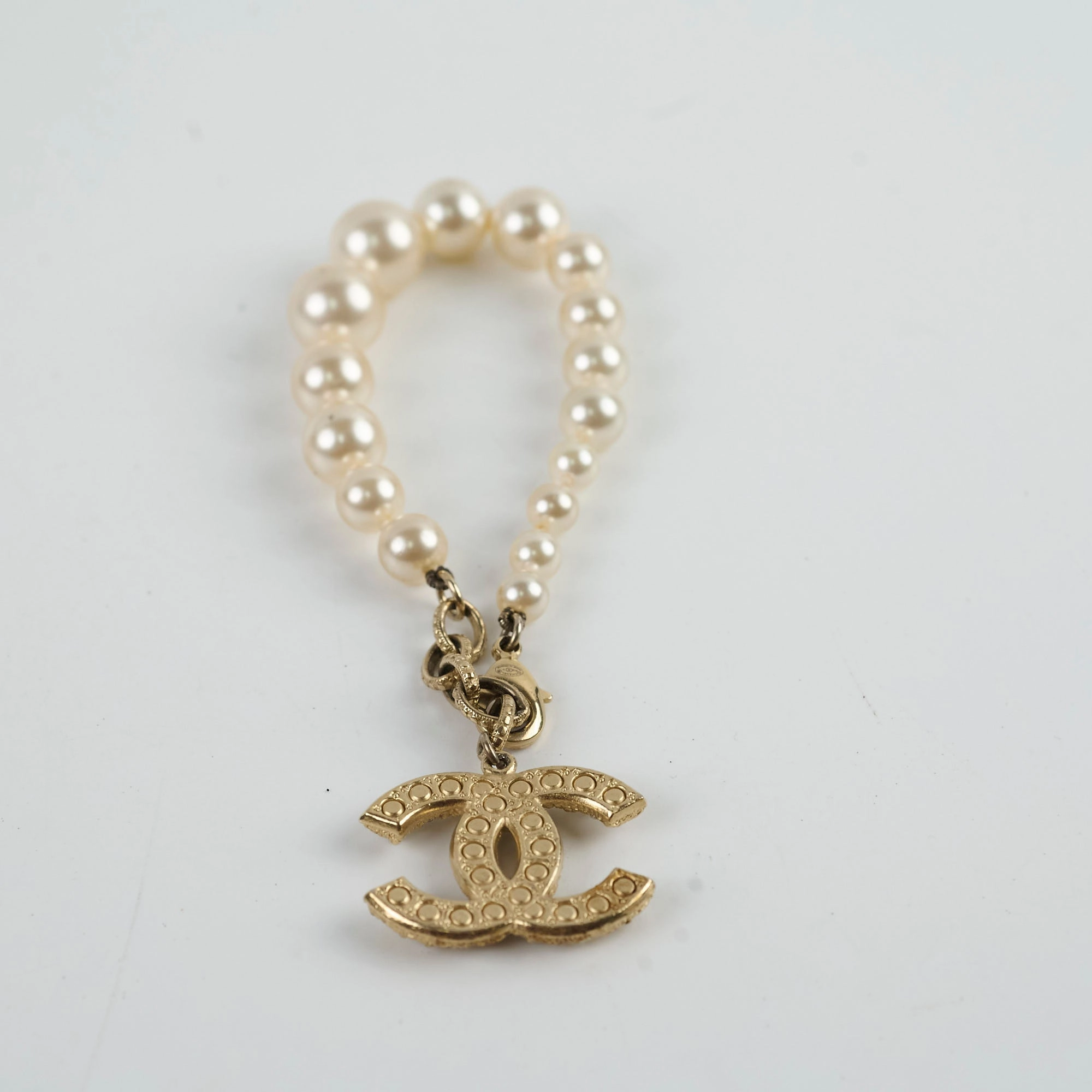 Chanel CC Logo Pearl Bracelet