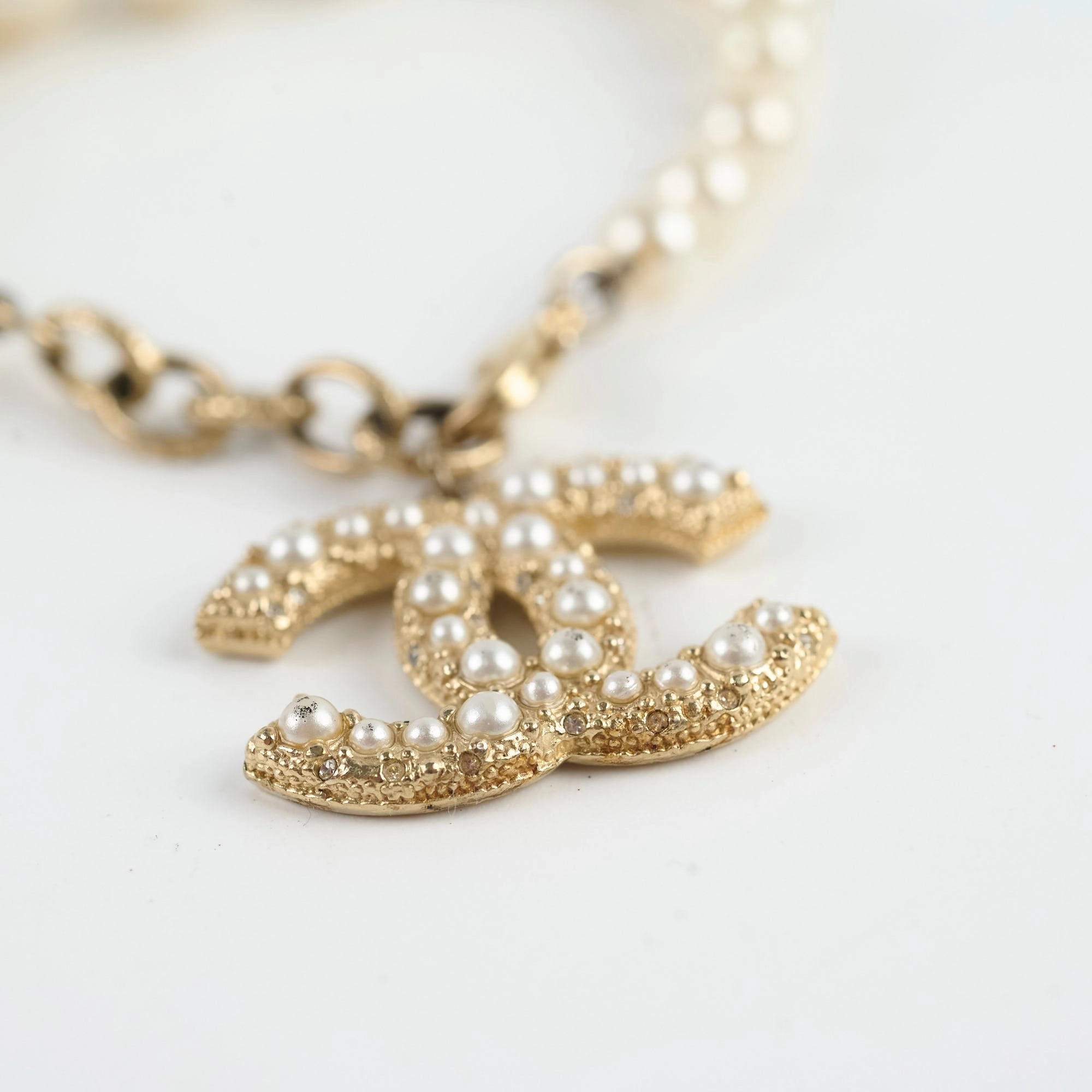 Chanel CC Logo Pearl Bracelet