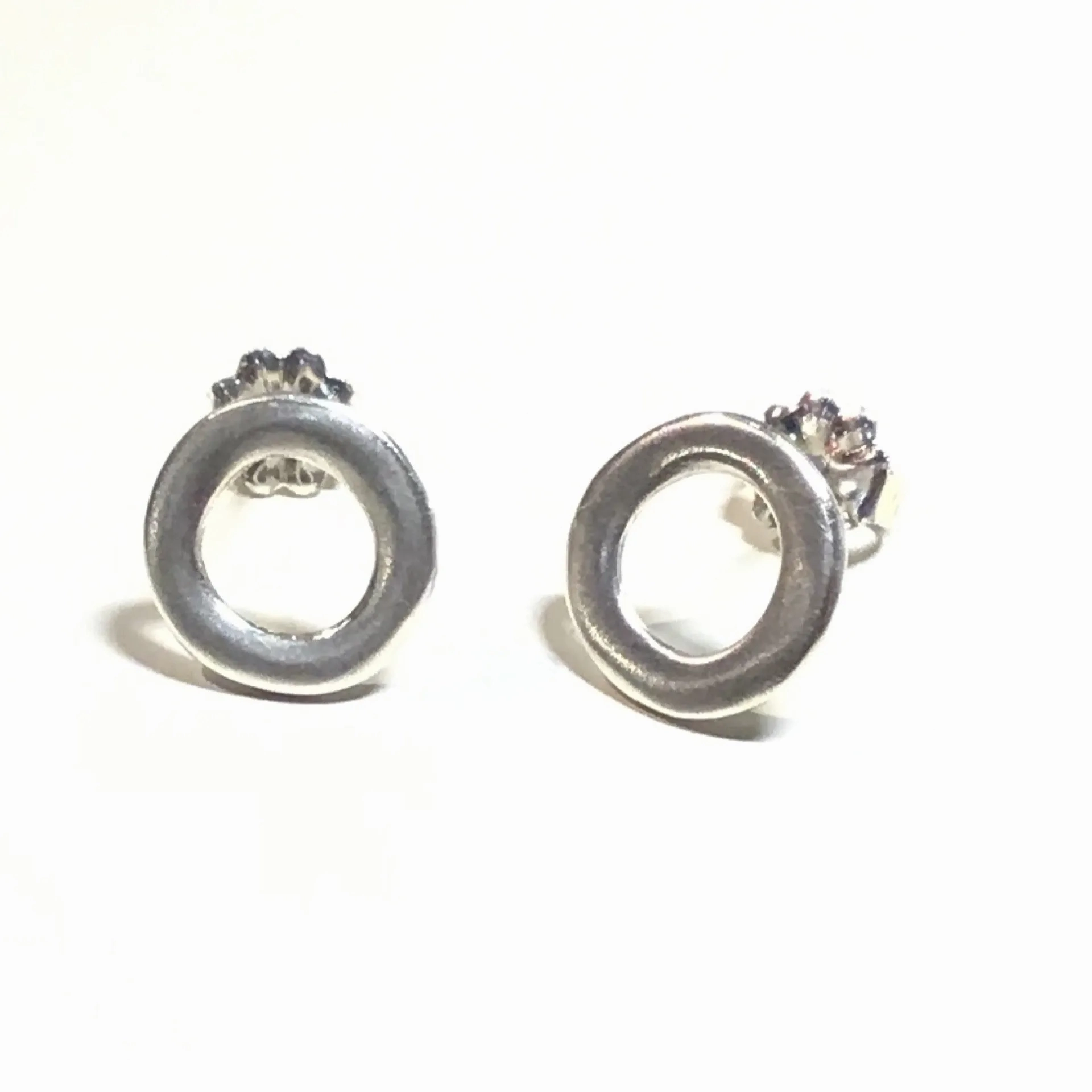 Circlet Studs