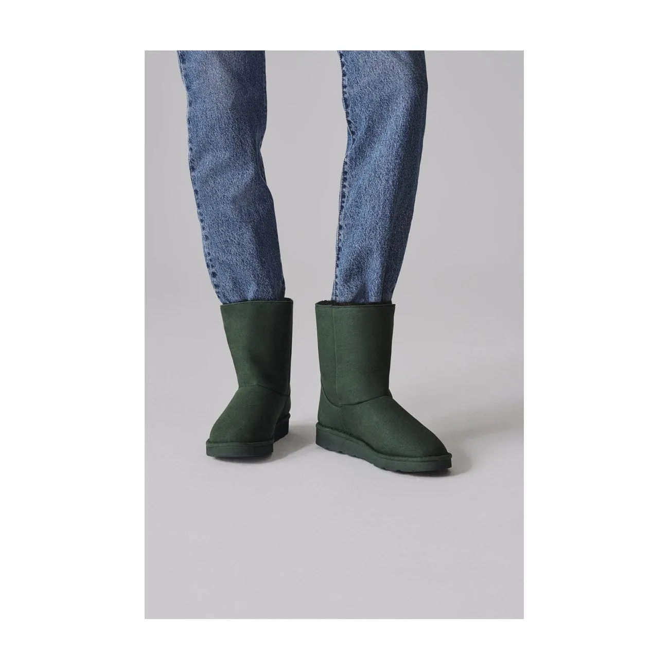Klassische Unisex Vegane Kunstpelz gefütterte Stiefel | Mehrere Farben