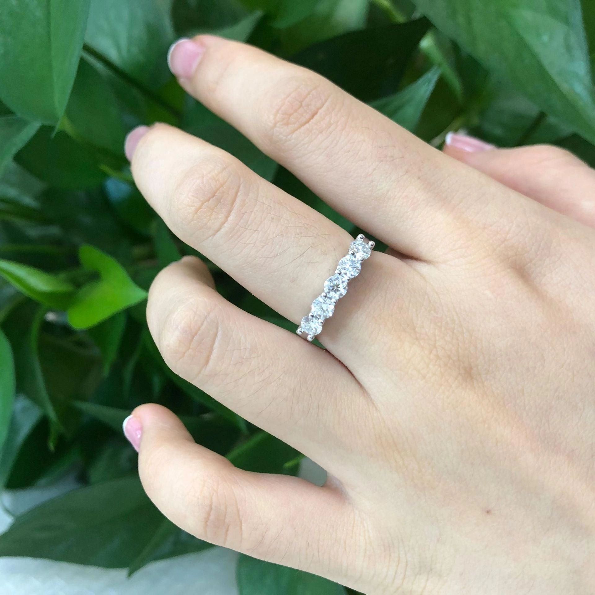 Classic Seven Stars And Seven Diamonds Five Diamond Row Ring Fashion 