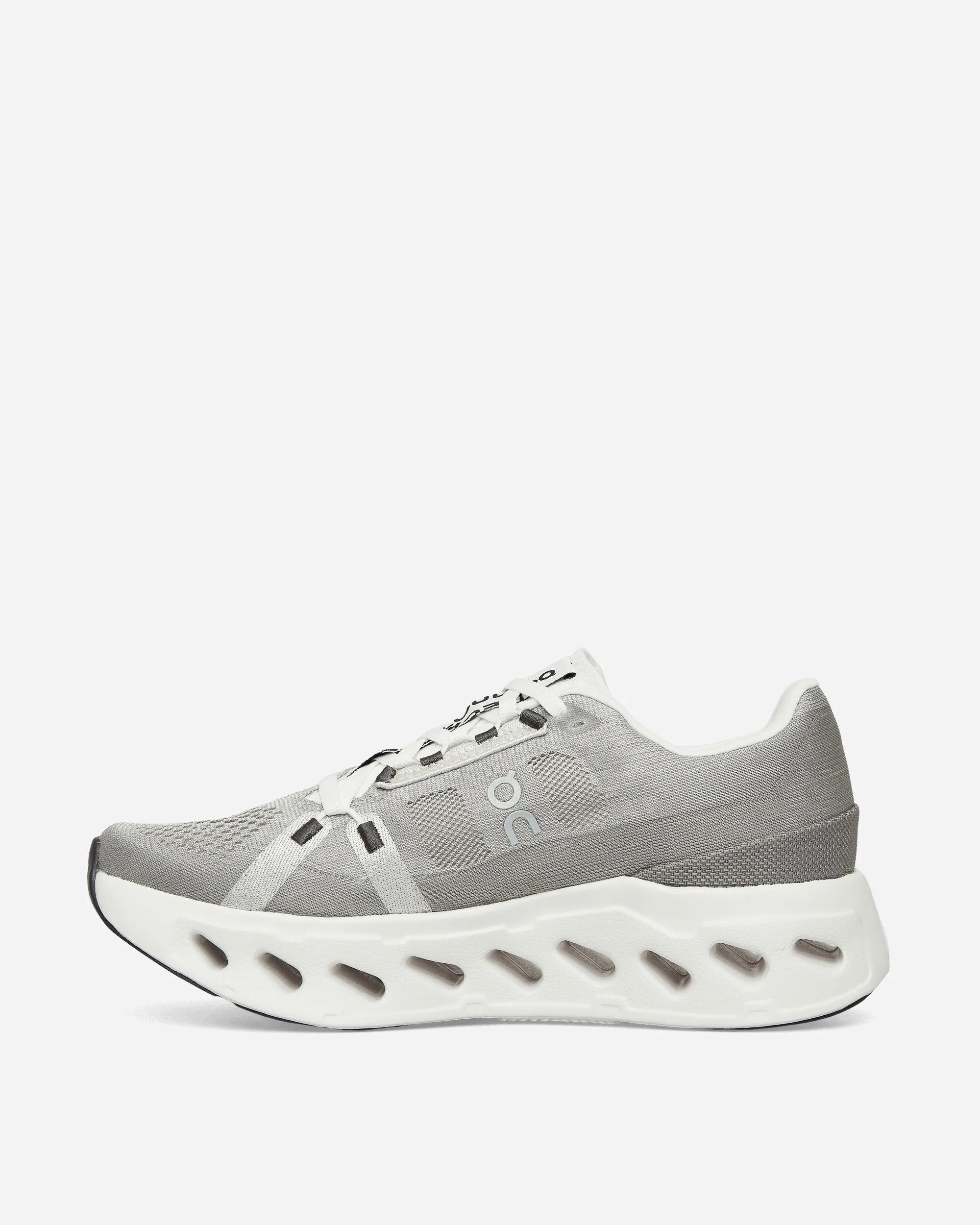 Cloudeclipse Sneakers Legierung / Weiß