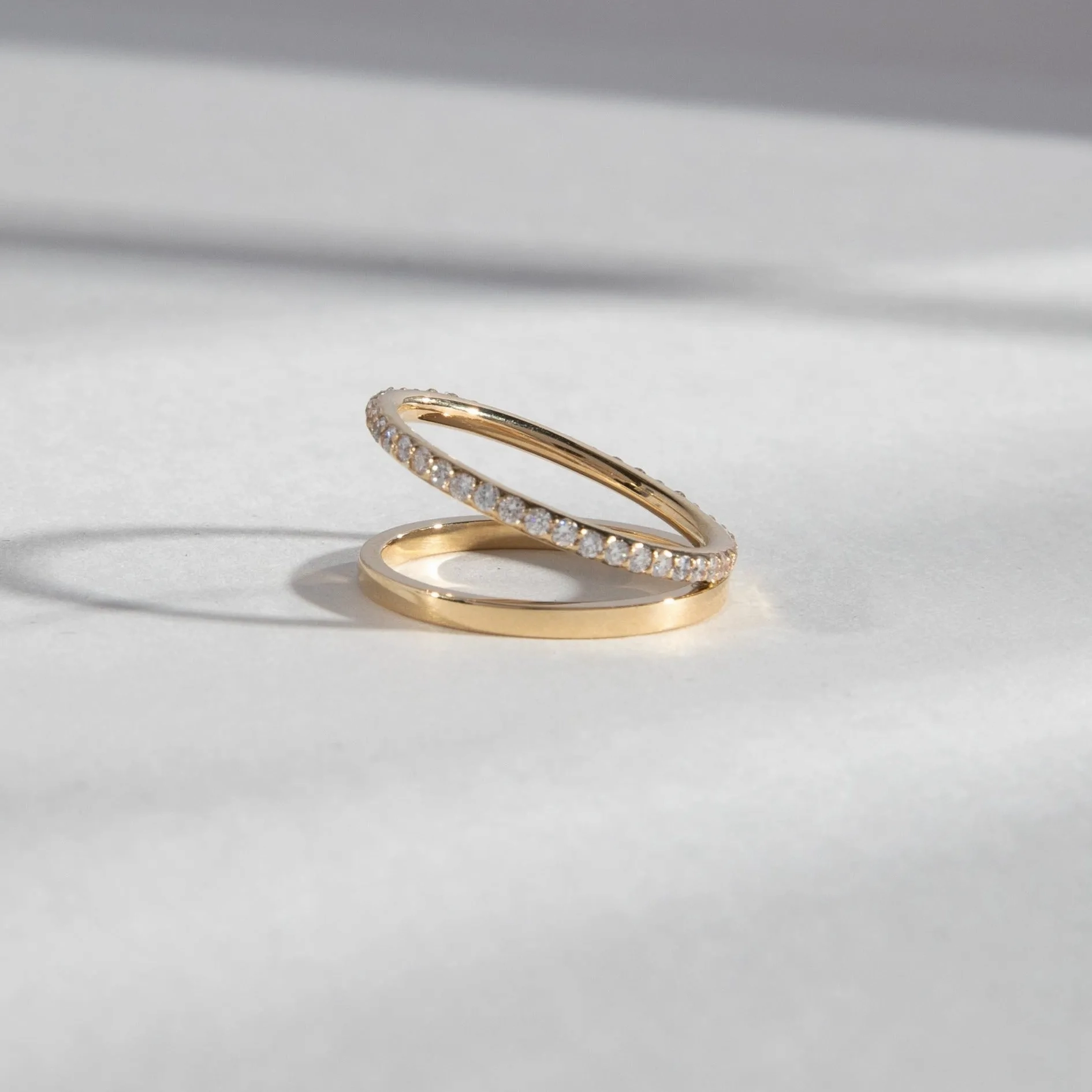 Codu Ring with Lab-grown diamonds