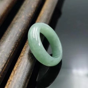 Creative And Minimalist Natural Jade Ring 