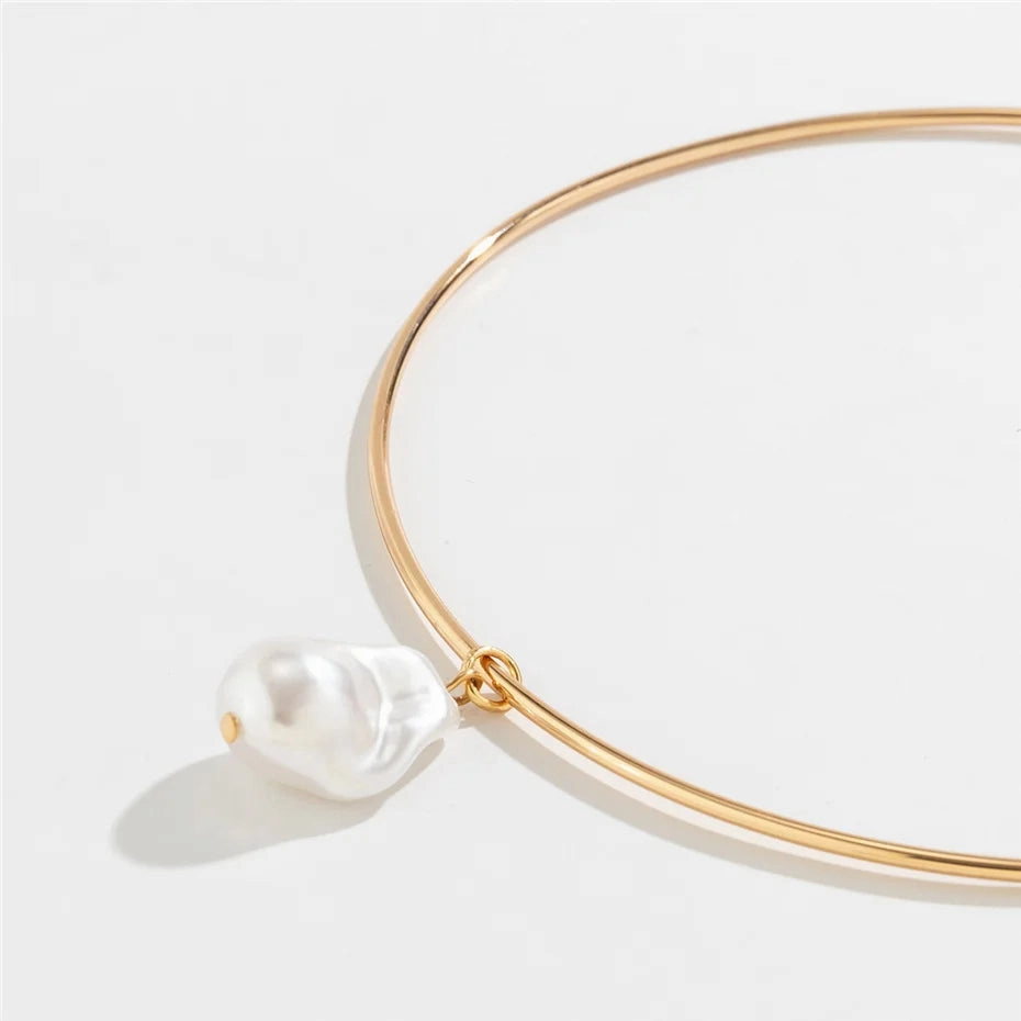 Creative Imitation Pearl Pendant Torques Choker Necklace