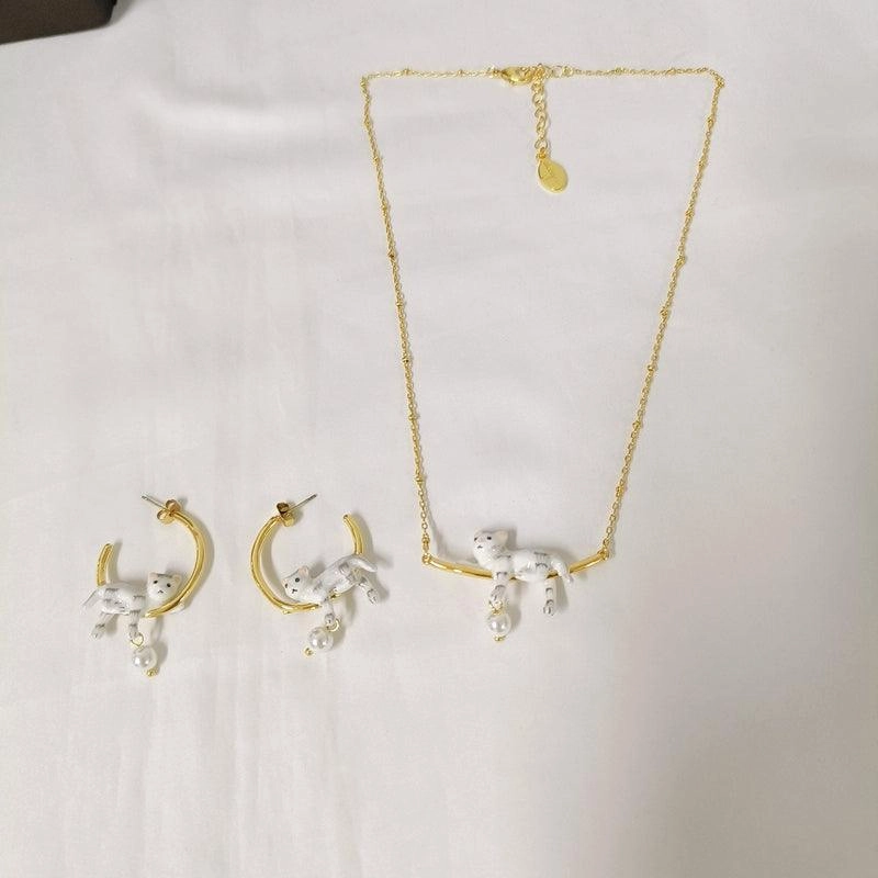 Cute White Kitten Simple Pearl Pendant Necklace For Women