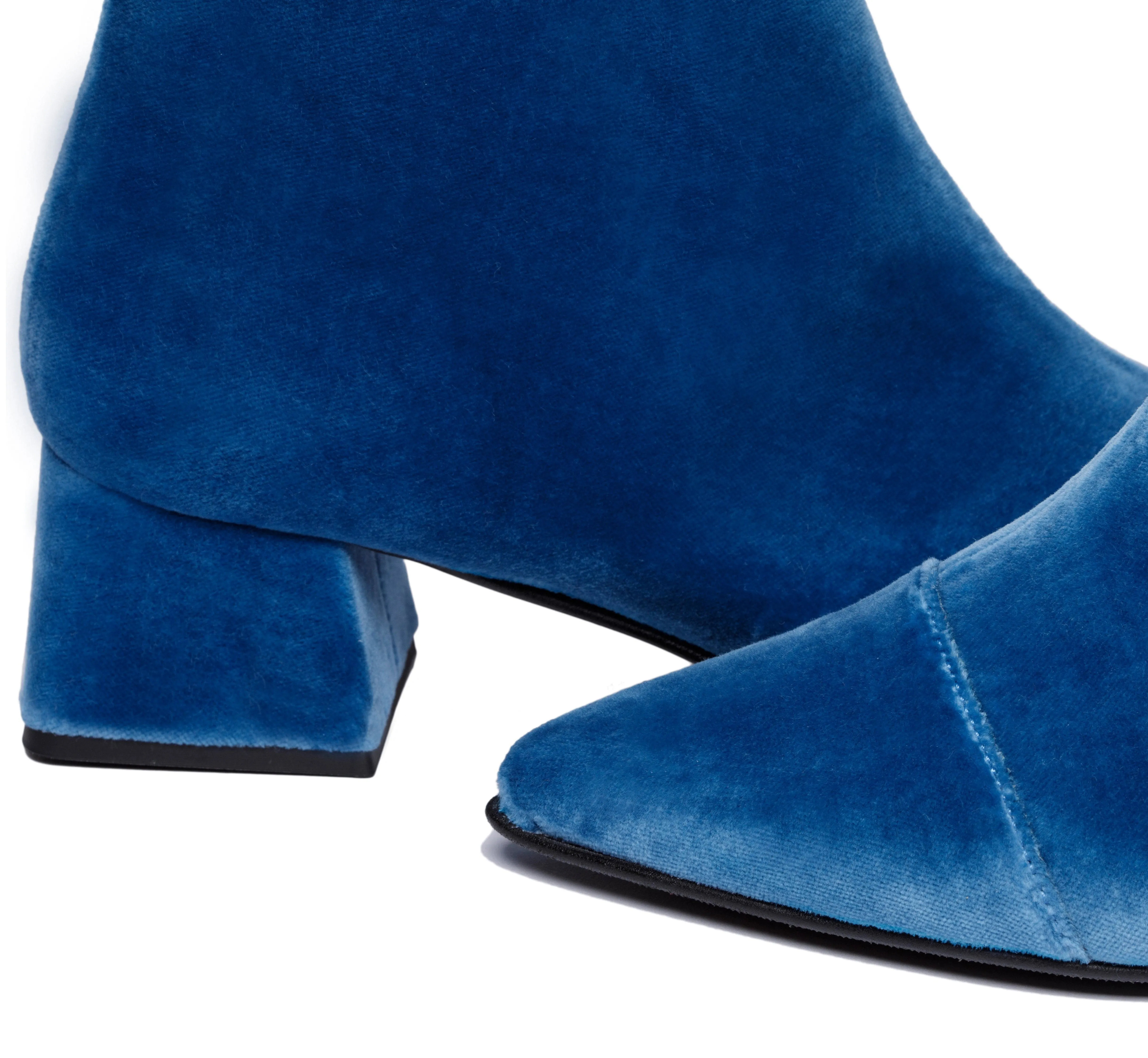 Dahlia Vegan Velvet Knöchelstiefel | Blau