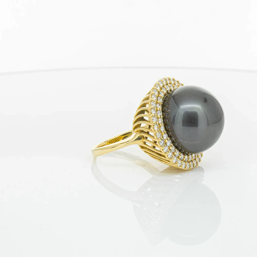 Deja Vu 18ct Yellow Gold 16mm Black Pearl &amp; Diamond Ring