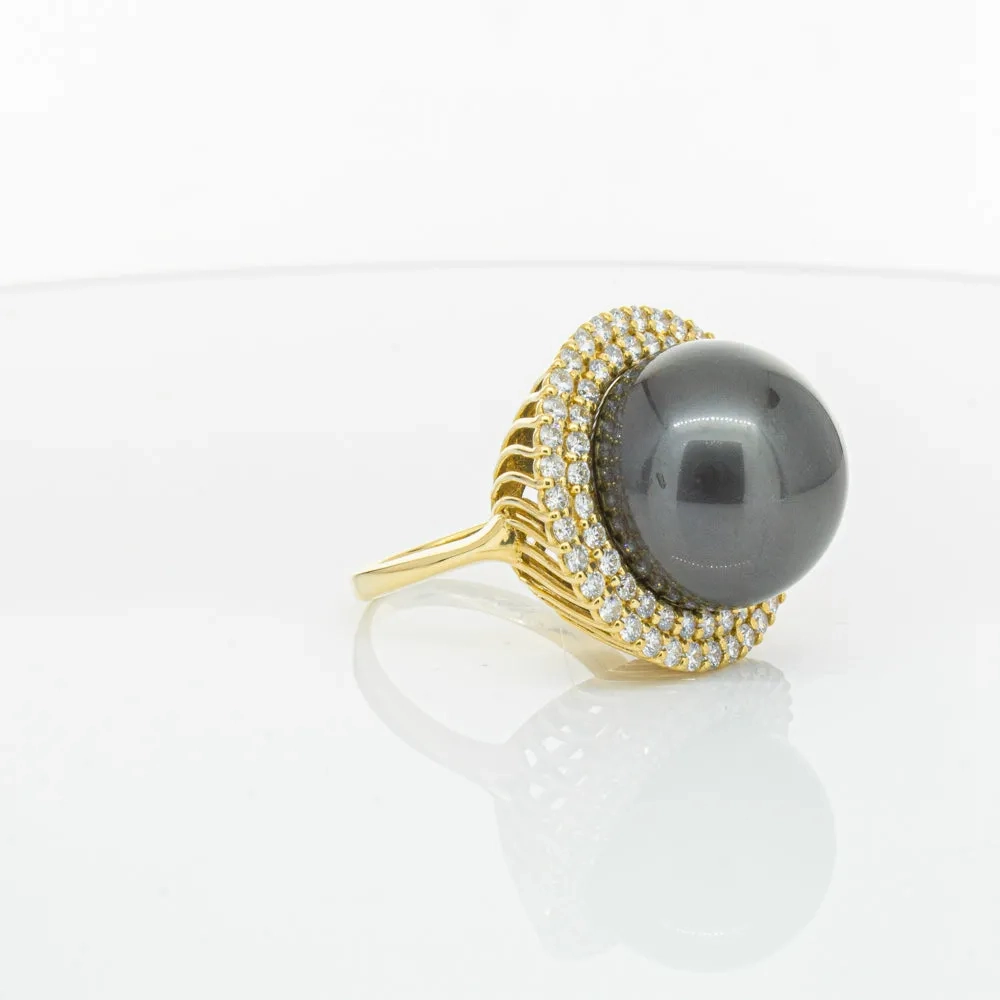 Deja Vu 18ct Yellow Gold 16mm Black Pearl &amp; Diamond Ring