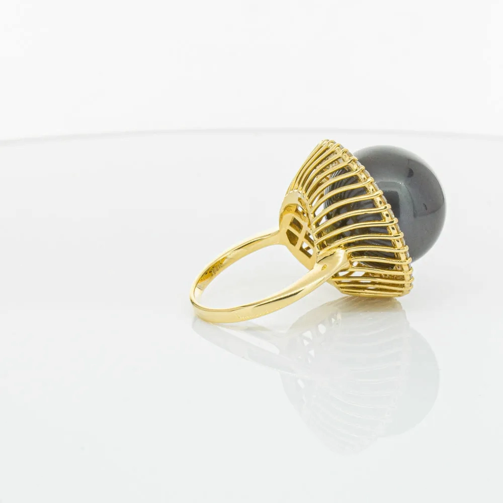 Deja Vu 18ct Yellow Gold 16mm Black Pearl &amp; Diamond Ring