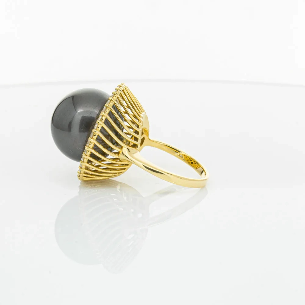 Deja Vu 18ct Yellow Gold 16mm Black Pearl &amp; Diamond Ring