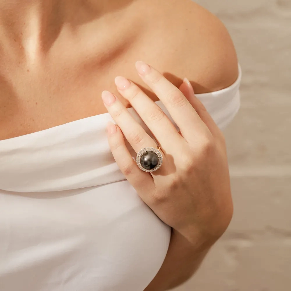 Deja Vu 18ct Yellow Gold 16mm Black Pearl &amp; Diamond Ring