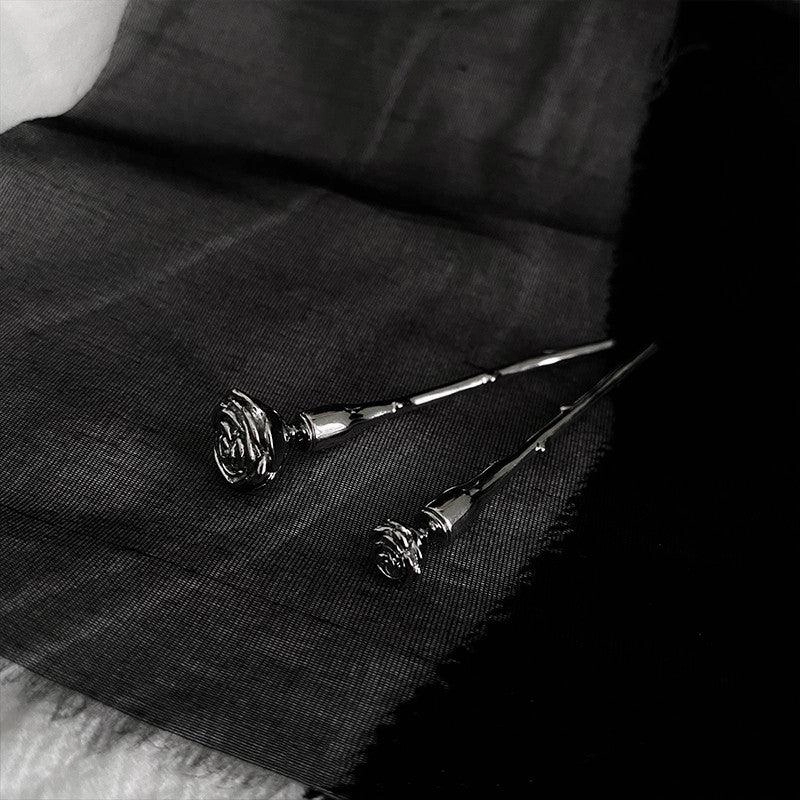 Design Niche Silver Pin Personalized Three-dimensional Earrings