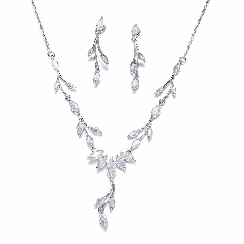 European And American Fashion Minimalist Necklace Set