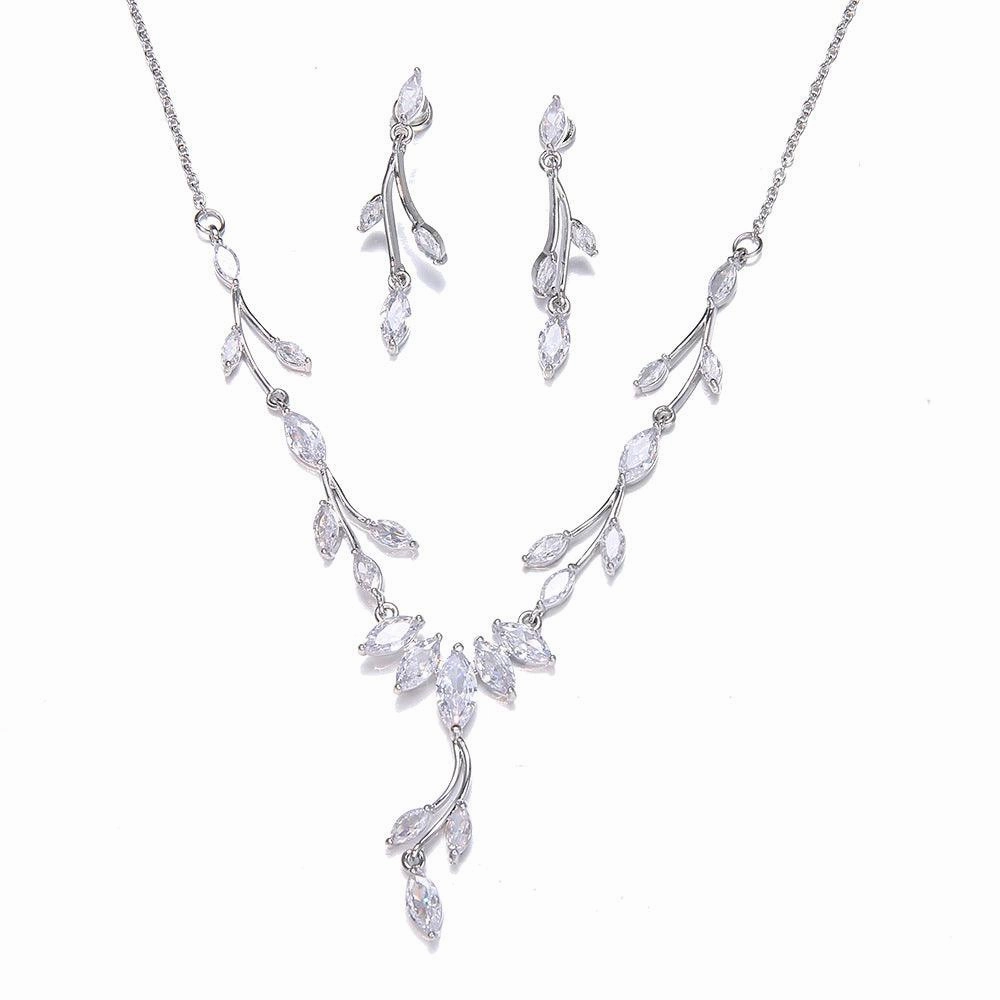 European And American Fashion Minimalist Necklace Set