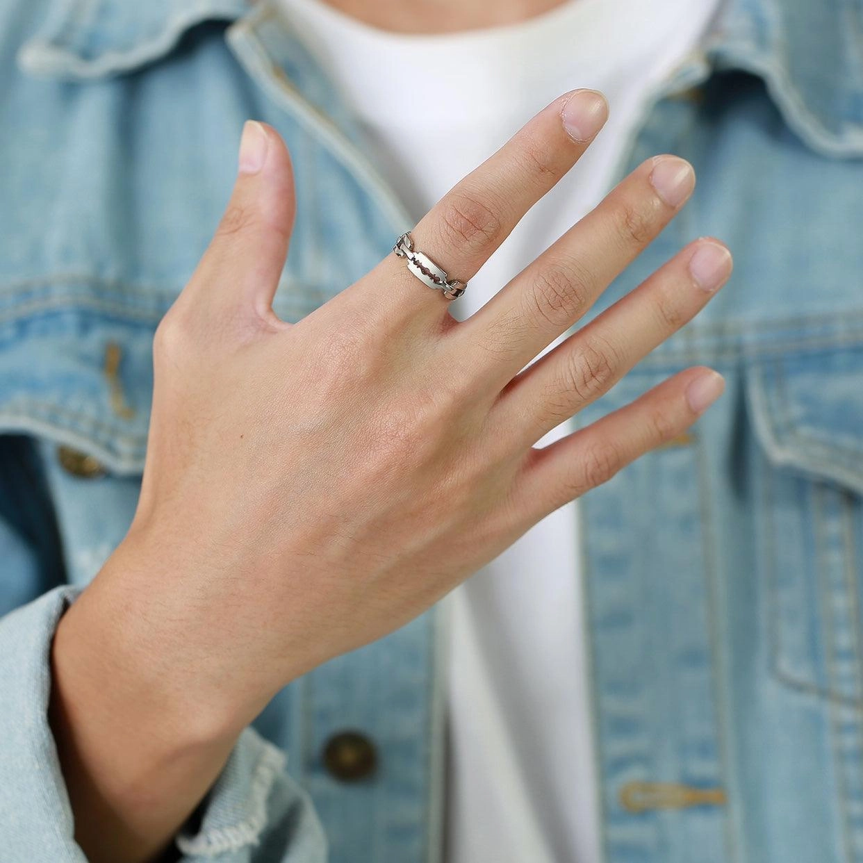 European And American Trendy Black Blade Titanium Steel Ring