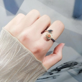 Fashion Adjustable Sunflower Rotating Ring 
