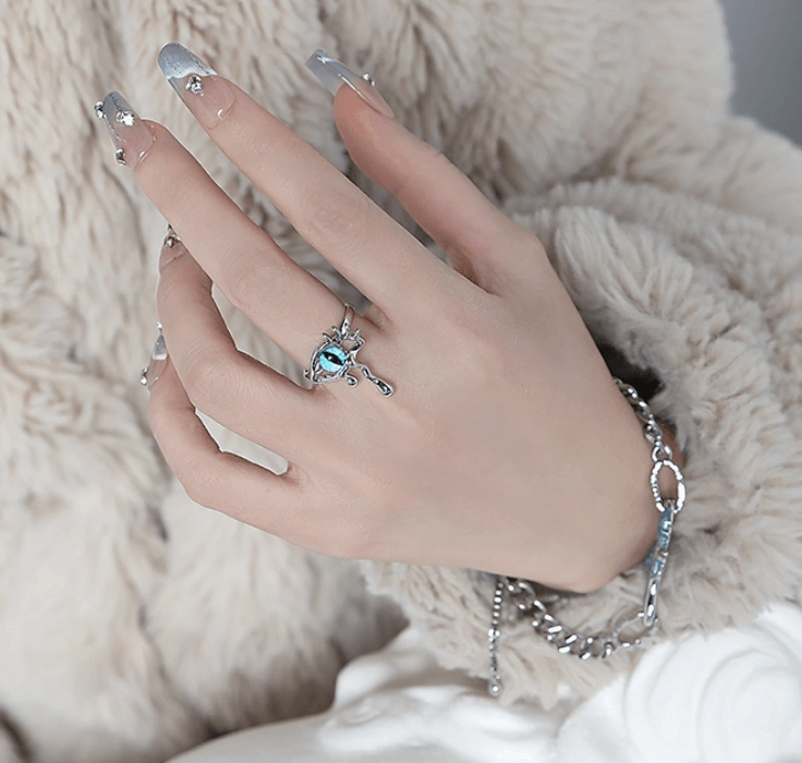 Fashion Devil's Eye Cat Ring Girl