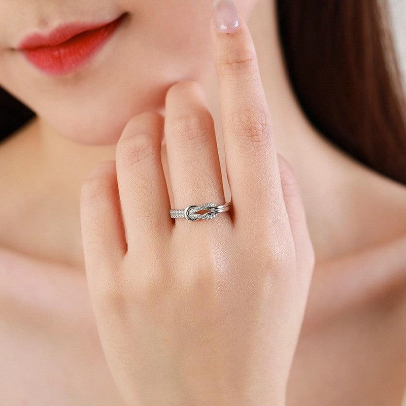 Fashion Knot High-end Light Luxury Cross Ring 