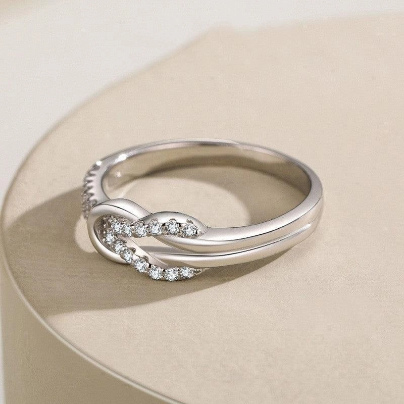 Fashion Knot High-end Light Luxury Cross Ring