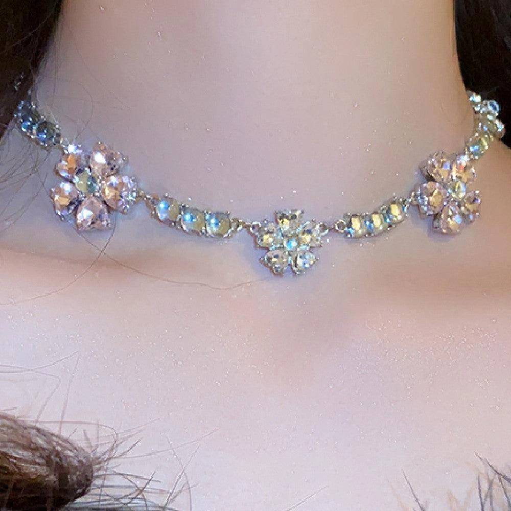 Fashion Light Luxury Flower Necklace