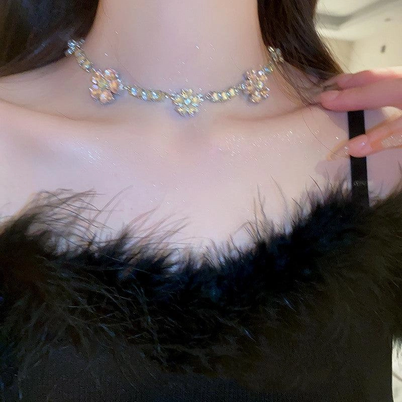Fashion Light Luxury Flower Necklace 