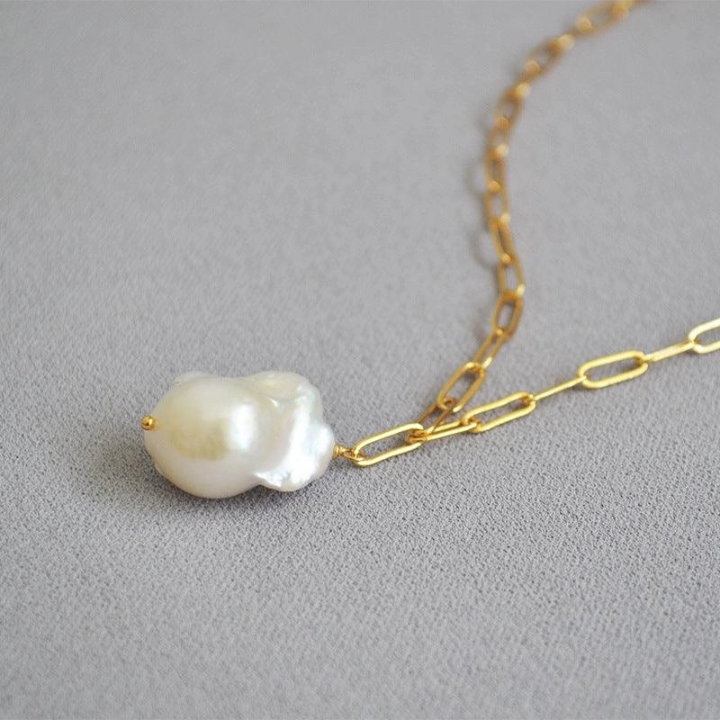 Freshwater Fish Tail Beads Shaped Baroque Pearl Pendant Simple Elegant Necklace