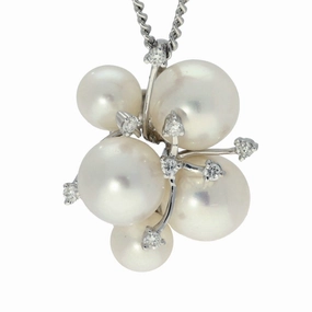 Freshwater Pearl & Diamond 18ct White Gold Cluster Pendant texture-pearl  