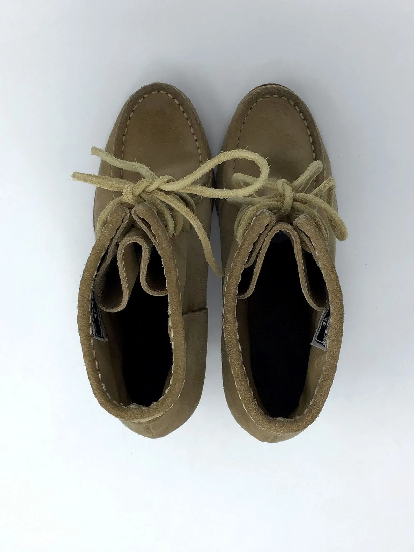 Frye Größe 8,5 Hellbraune Wildleder-Knöchelstiefel