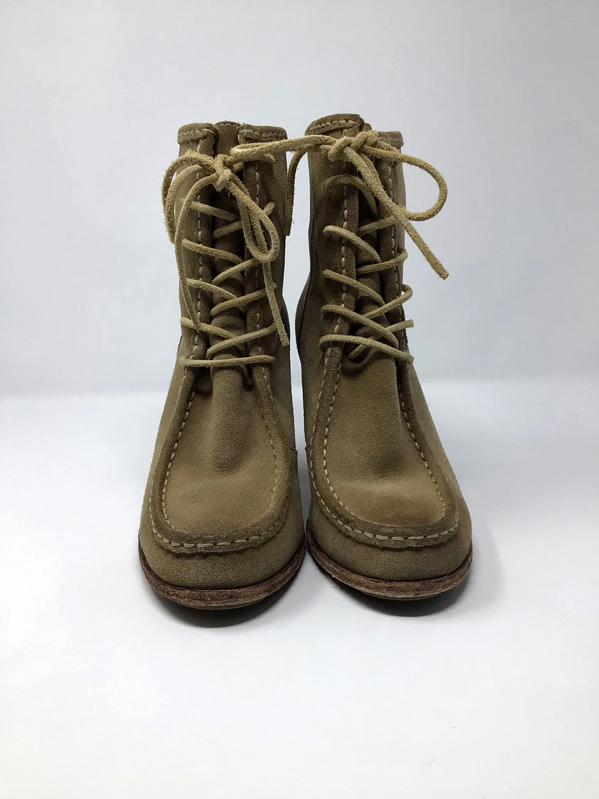 Frye Größe 8,5 Hellbraune Wildleder-Knöchelstiefel