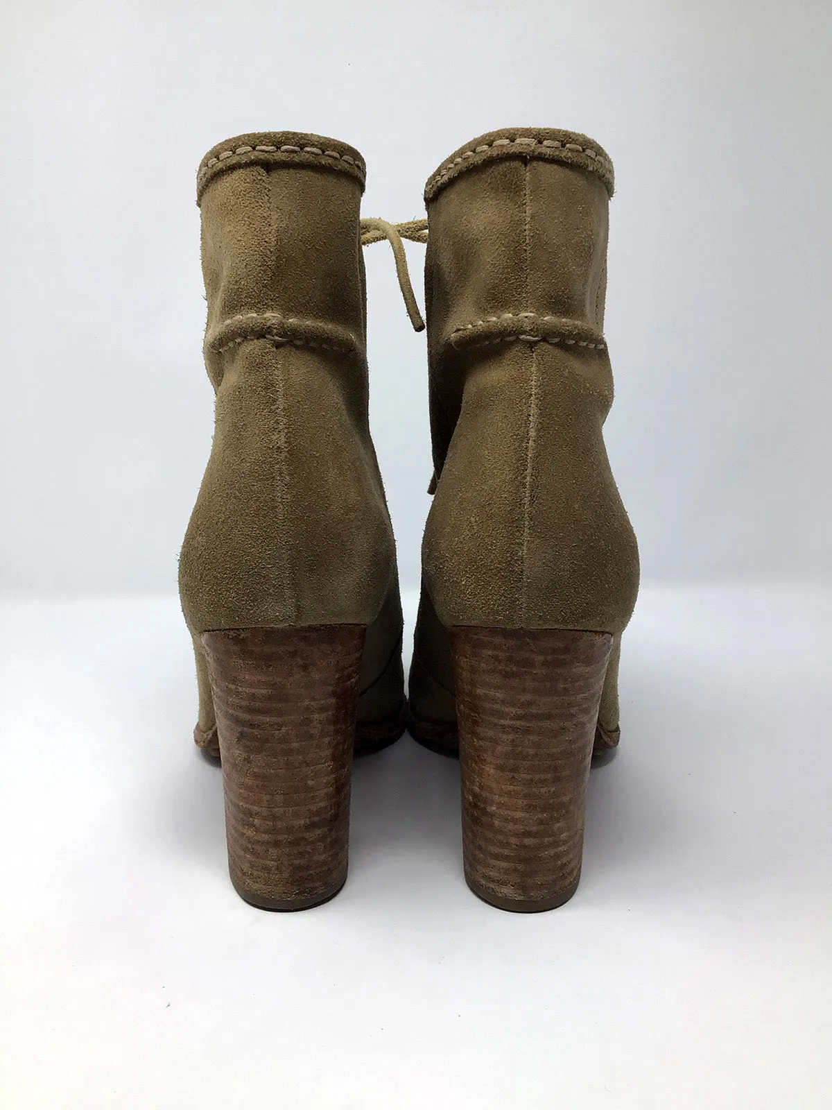 Frye Größe 8,5 Hellbraune Wildleder-Knöchelstiefel