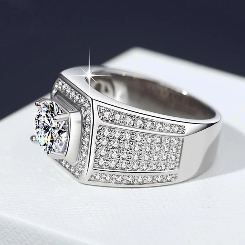 Full Diamond Inlaid Men's Diamond Ring