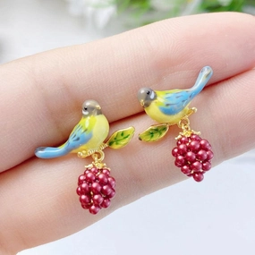 Girls' Creative Fashion Earrings In Europe And America 
