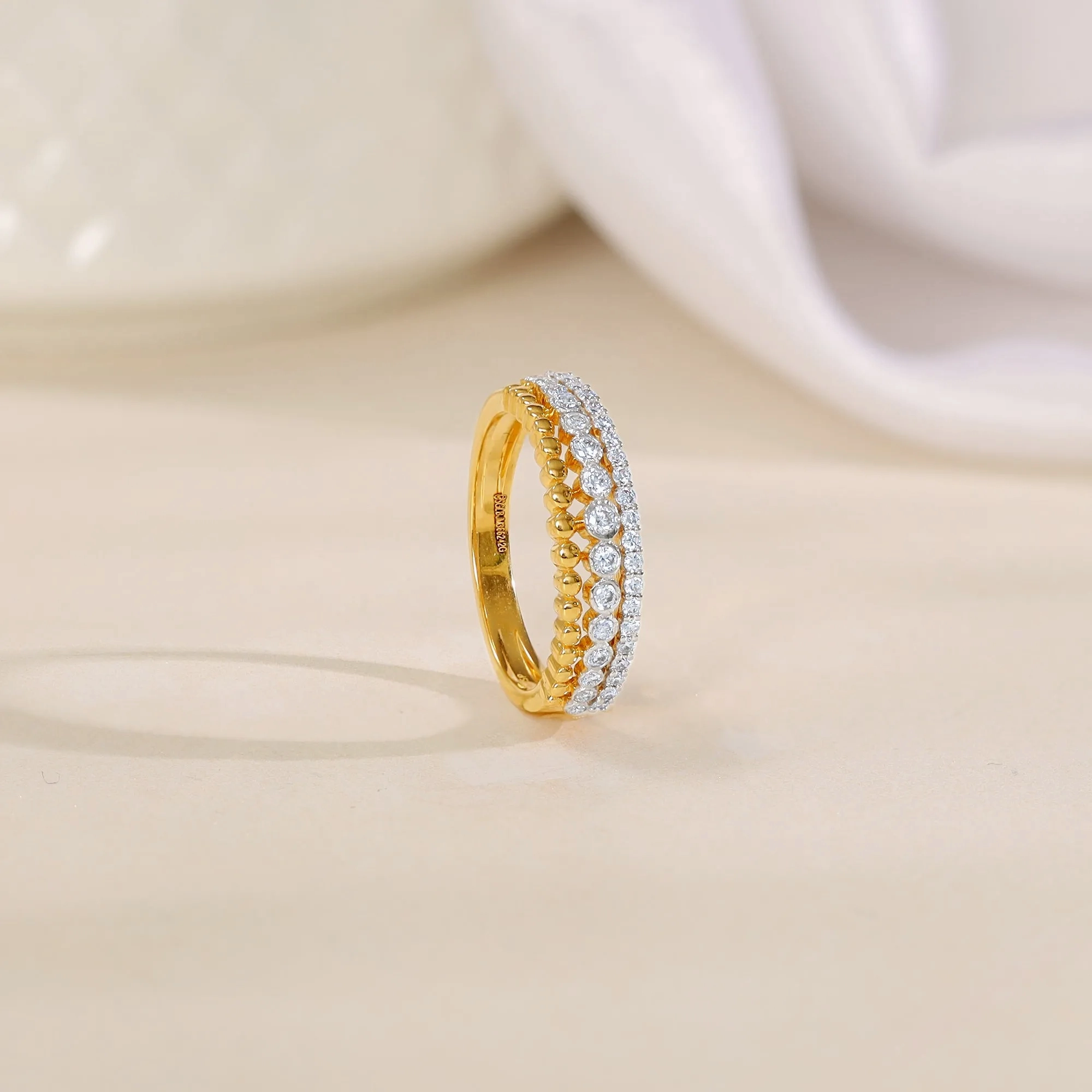 Gold Forever Glint Diamond Ring