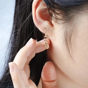 Gold Plated Hand Guard And Peace Eardrop 
